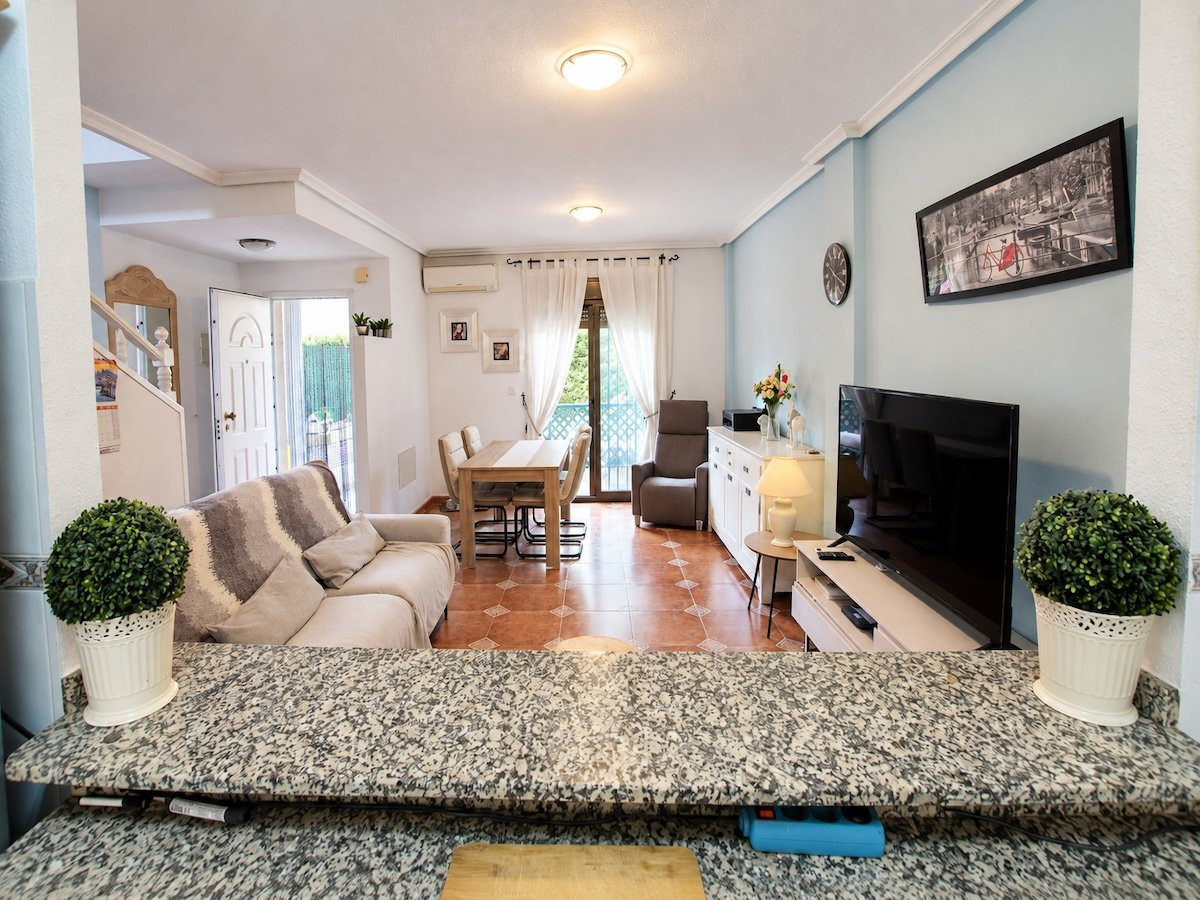 Huis te koop in Playa Flamenca | 3 slaapkamers H5517265