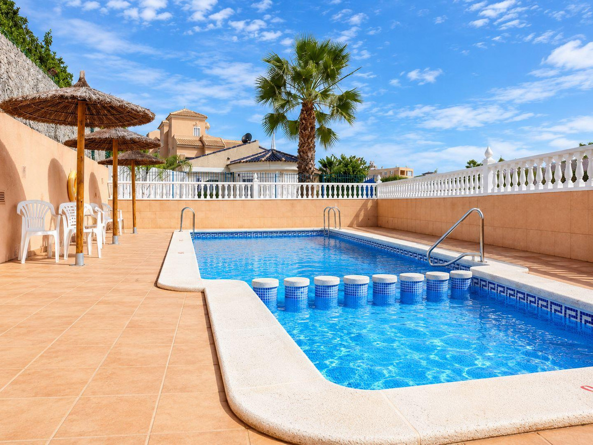 Appartement te koop in Playa Flamenca | 3 slaapkamers H5517952
