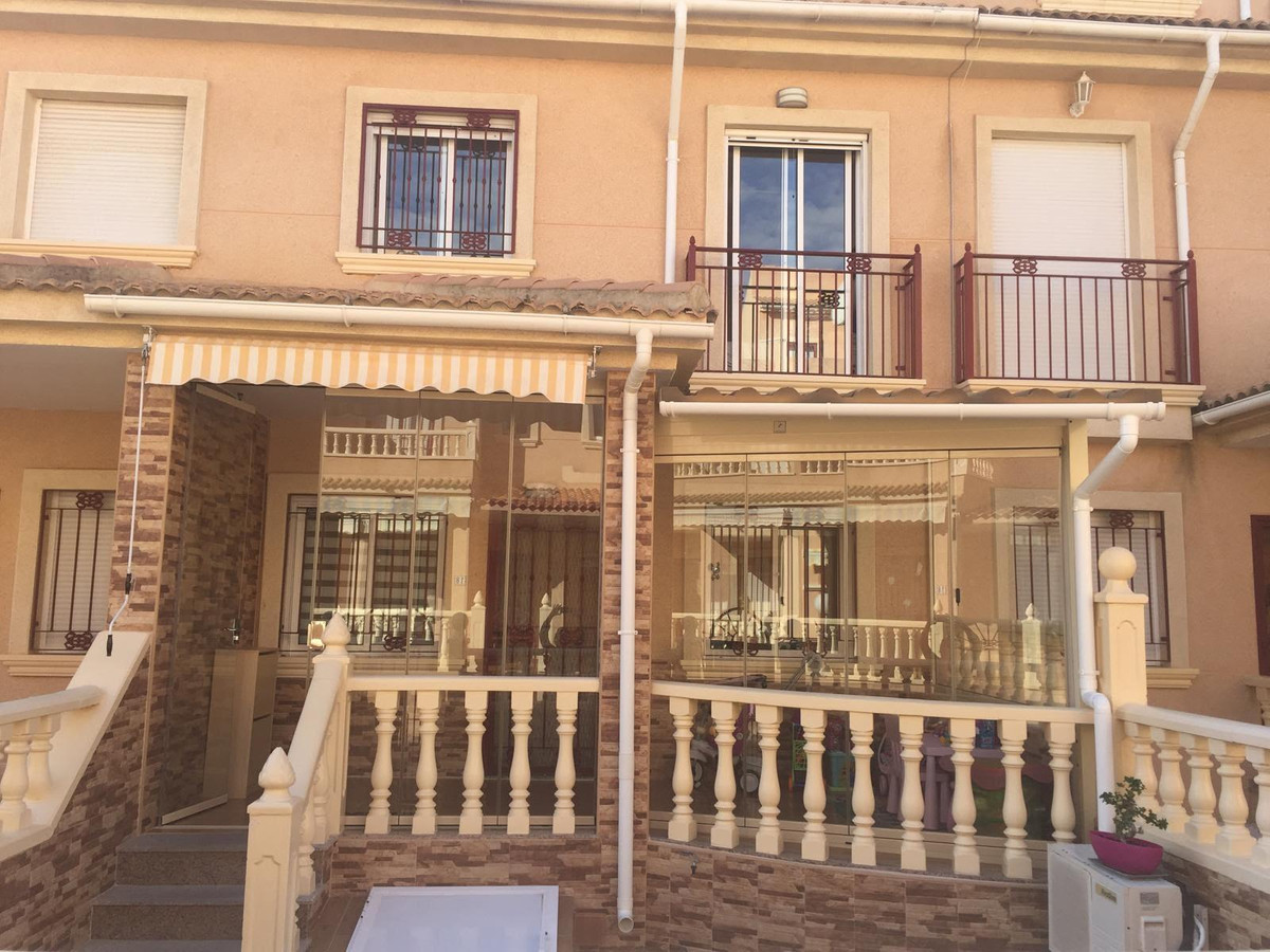 Appartement te koop in Playa Flamenca | 3 slaapkamers H5517952