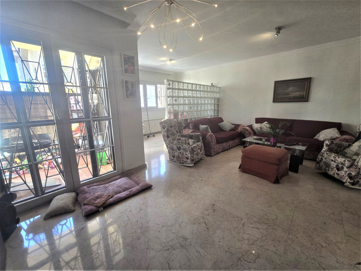 Huis te koop in Playamar | 4 slaapkamers H5052358