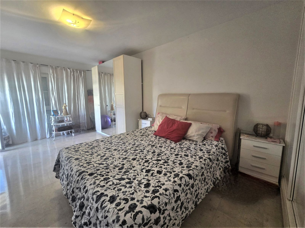 Huis te koop in Playamar | 4 slaapkamers H5052358