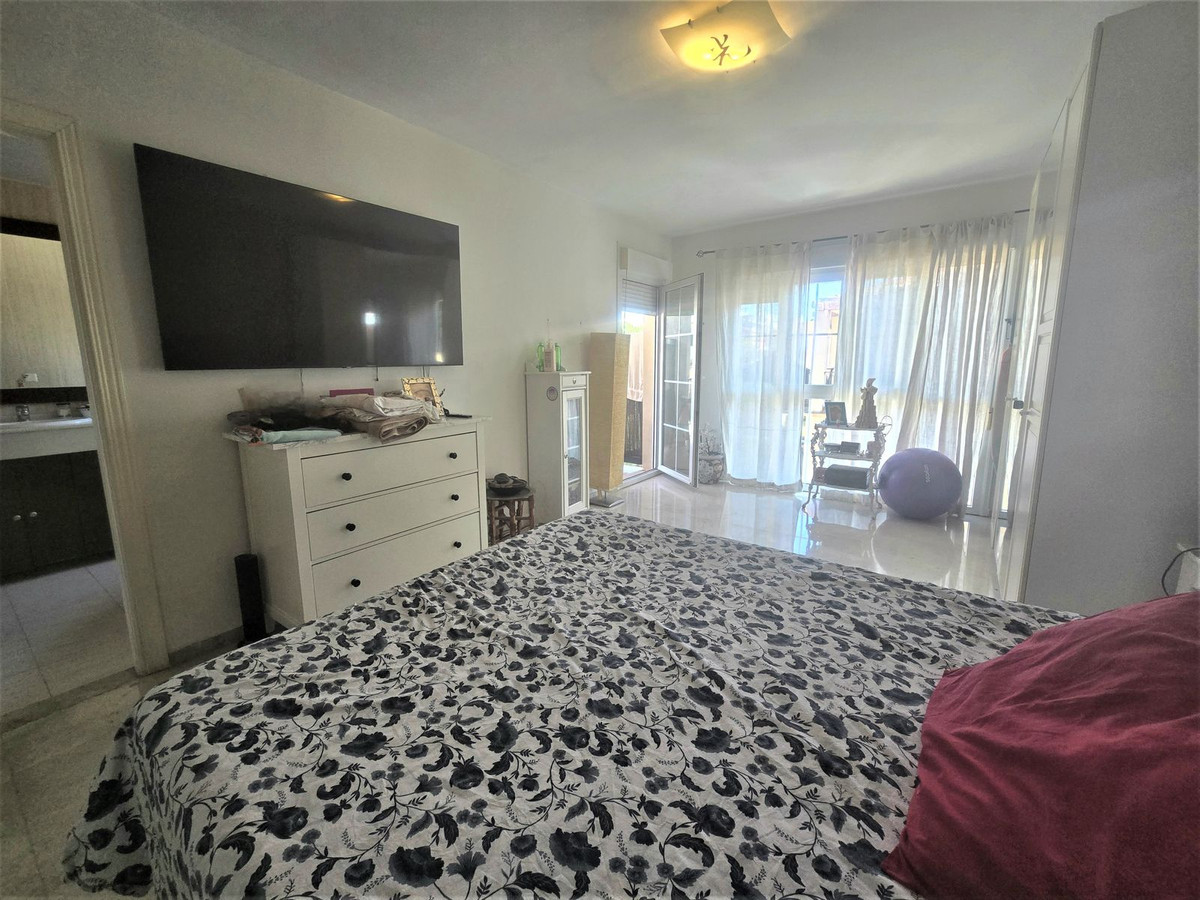 Huis te koop in Playamar | 4 slaapkamers H5052358