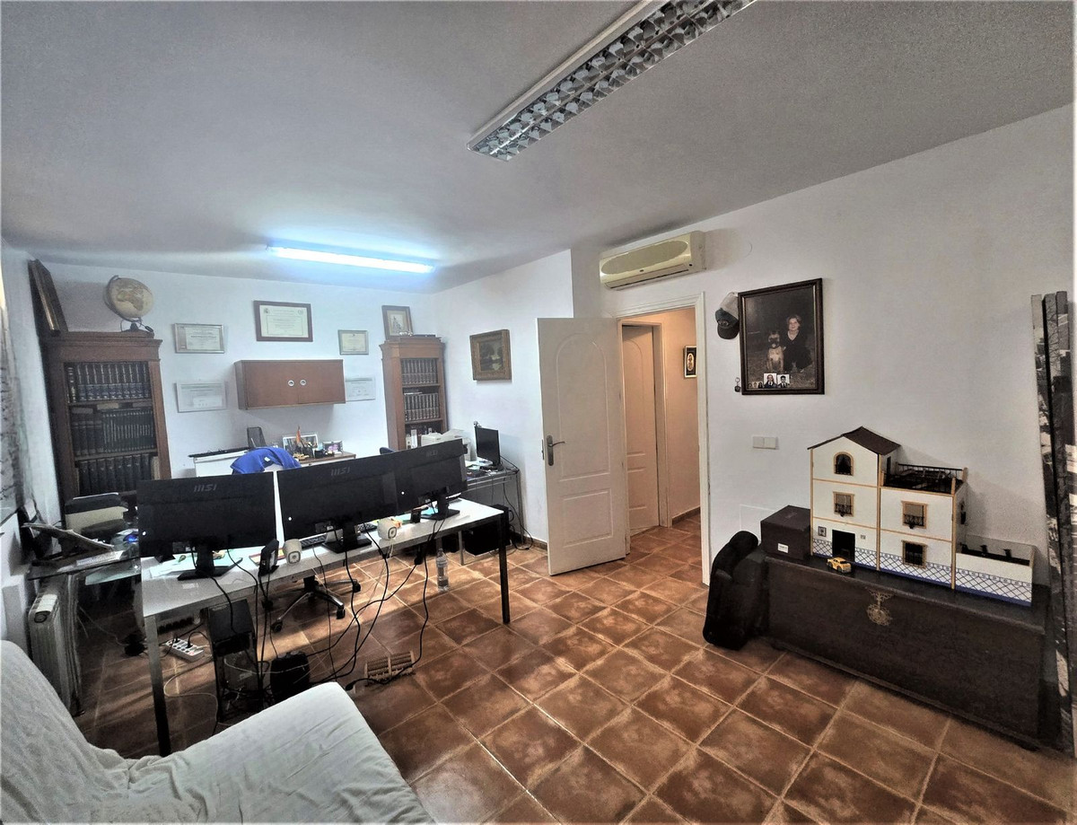 Huis te koop in Playamar | 4 slaapkamers H5052358