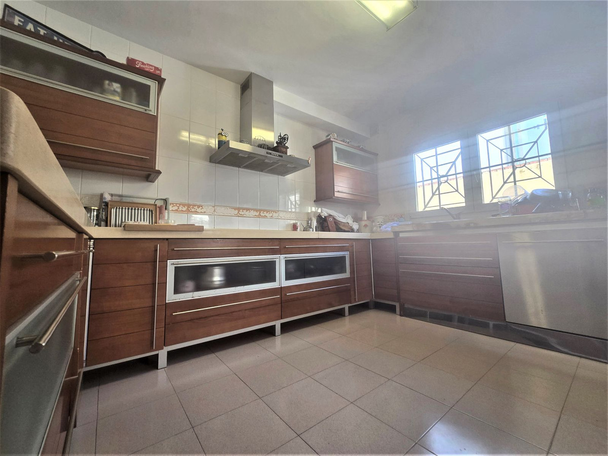 Huis te koop in Playamar | 4 slaapkamers H5052358