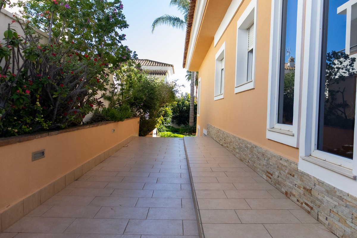 Property main view 83