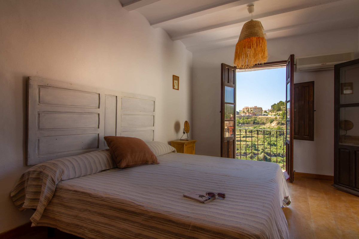 Property main view 16