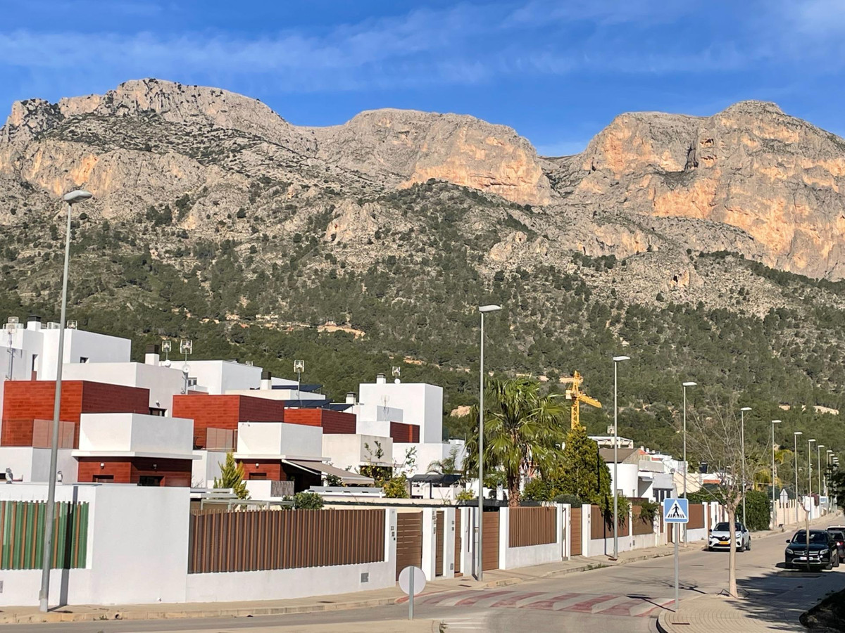 Bungalow te koop in Polop | 3 slaapkamers H5316508