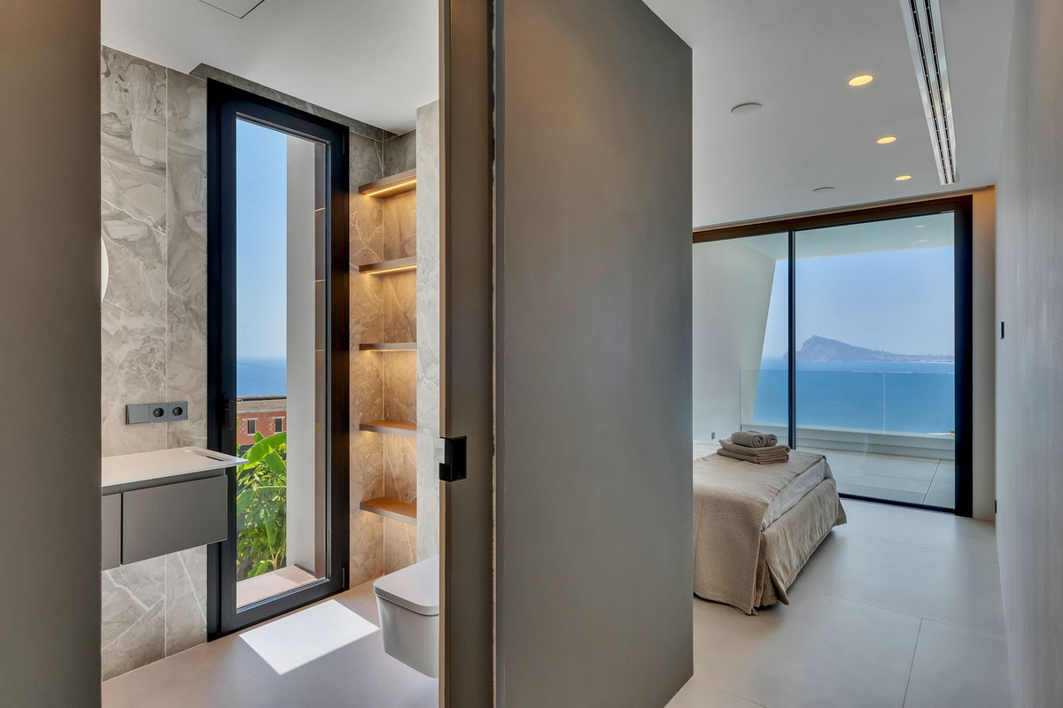 Property main view 32