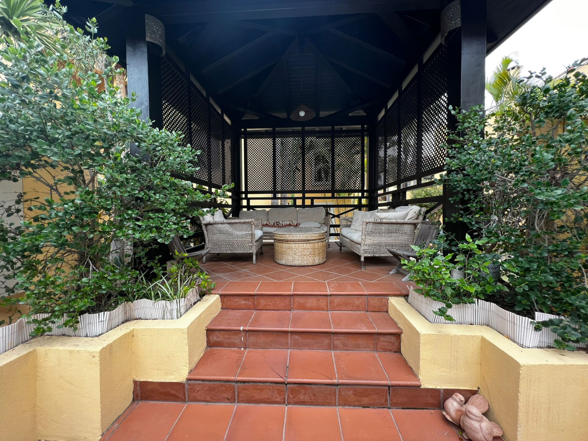 Semi-Vrijstaande Villa in Puerto Banús-11