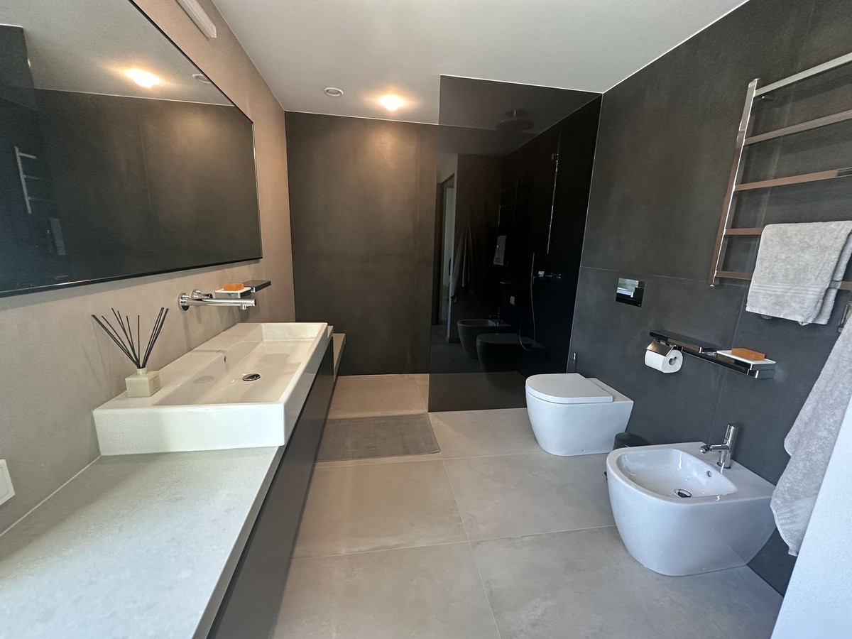 Property main view 33