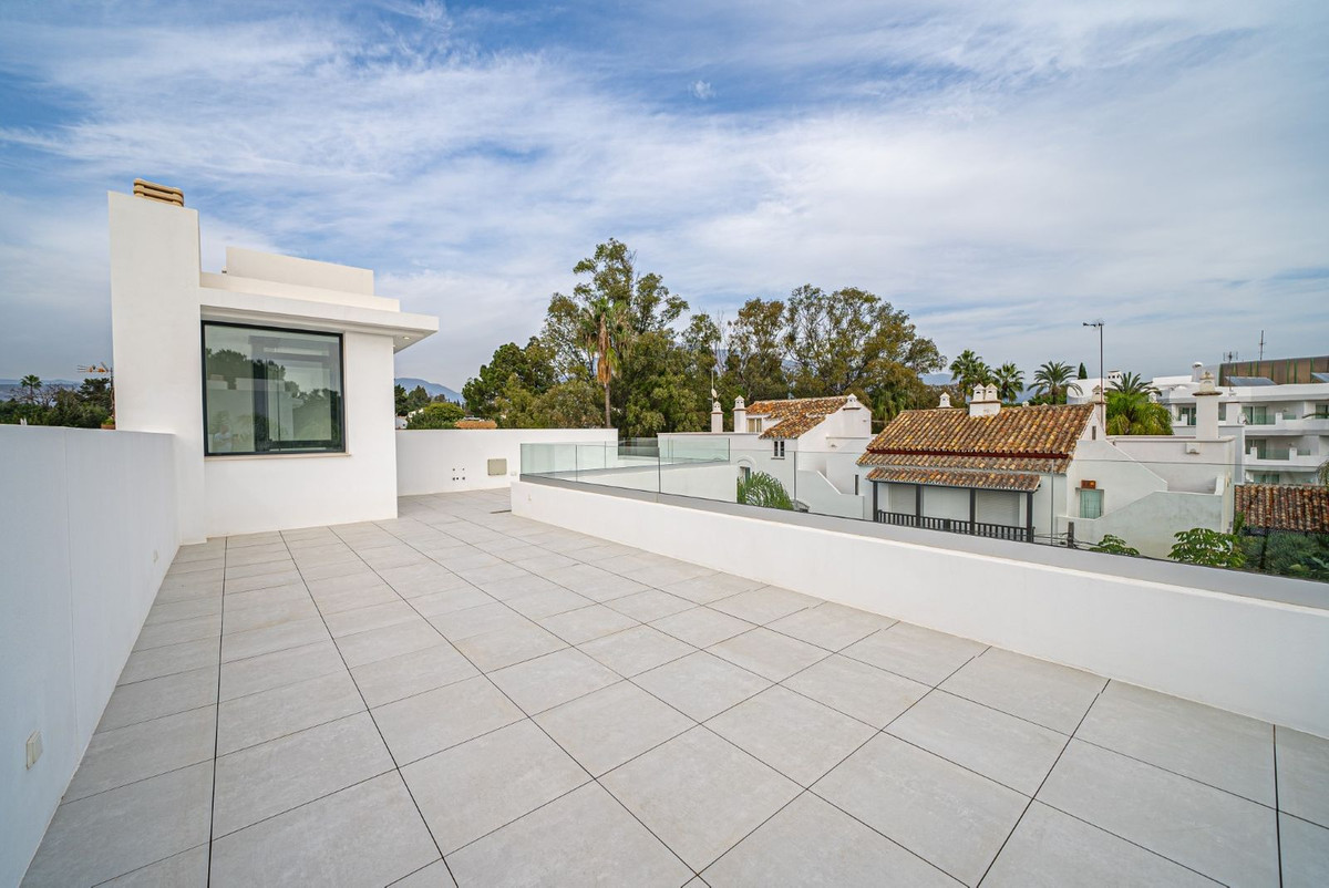 Vrijstaande Villa in Puerto Banús-30