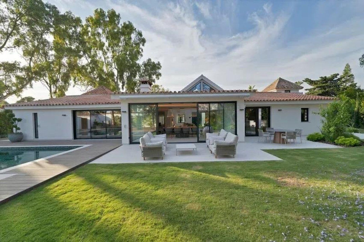 Huis te koop in Puerto Banús | 5 slaapkamers H5061577