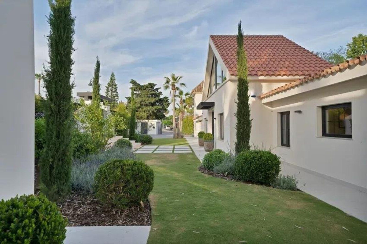 Huis te koop in Puerto Banús | 5 slaapkamers H5061577