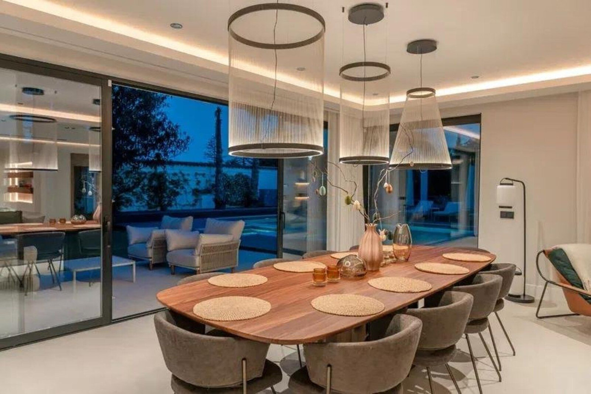 Huis te koop in Puerto Banús | 5 slaapkamers H5061577