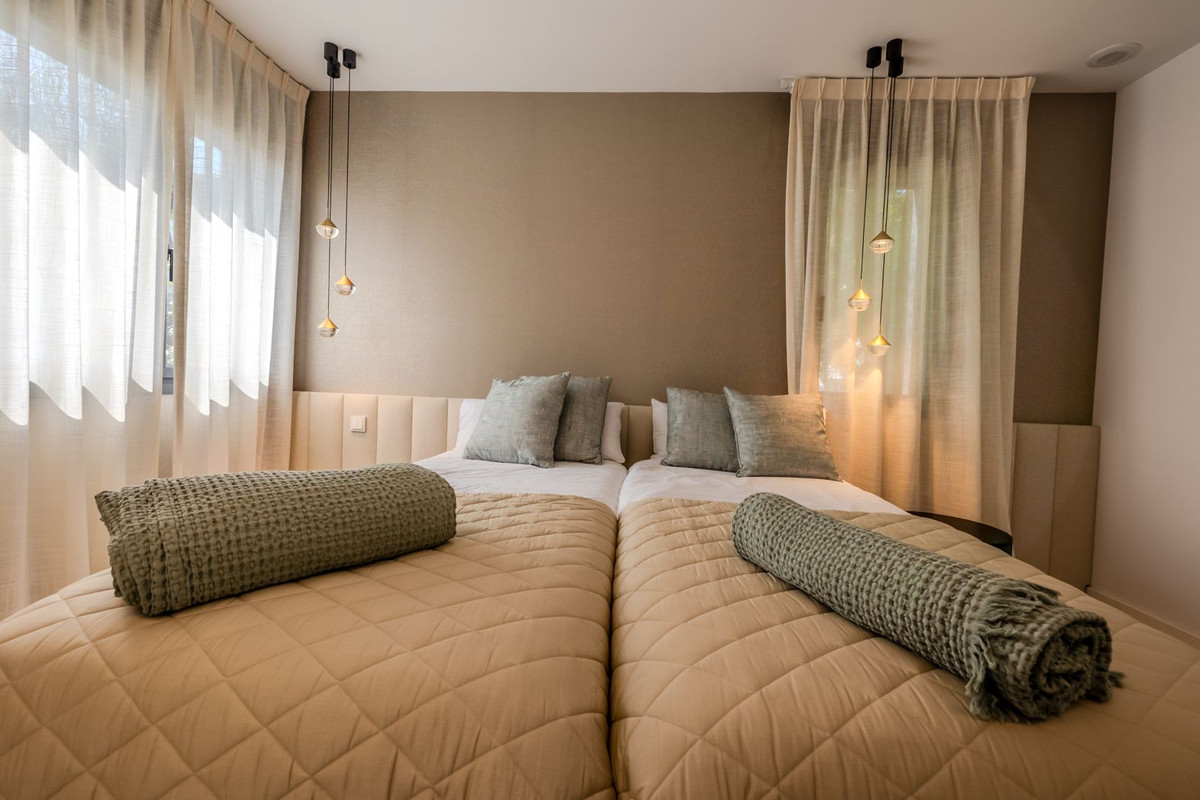 Huis te koop in Puerto Banús | 4 slaapkamers H5073235