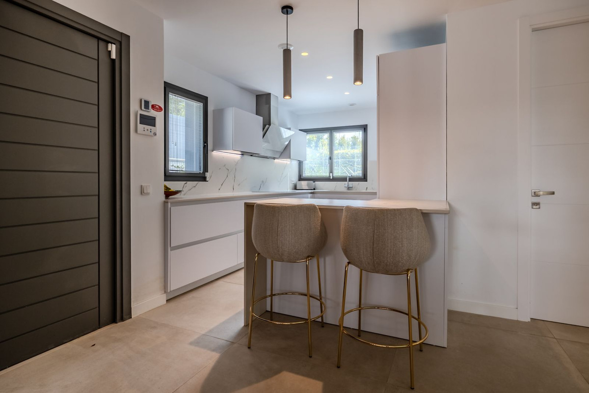 Huis te koop in Puerto Banús | 4 slaapkamers H5073235