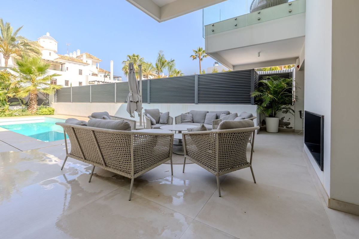Huis te koop in Puerto Banús | 4 slaapkamers H5073235