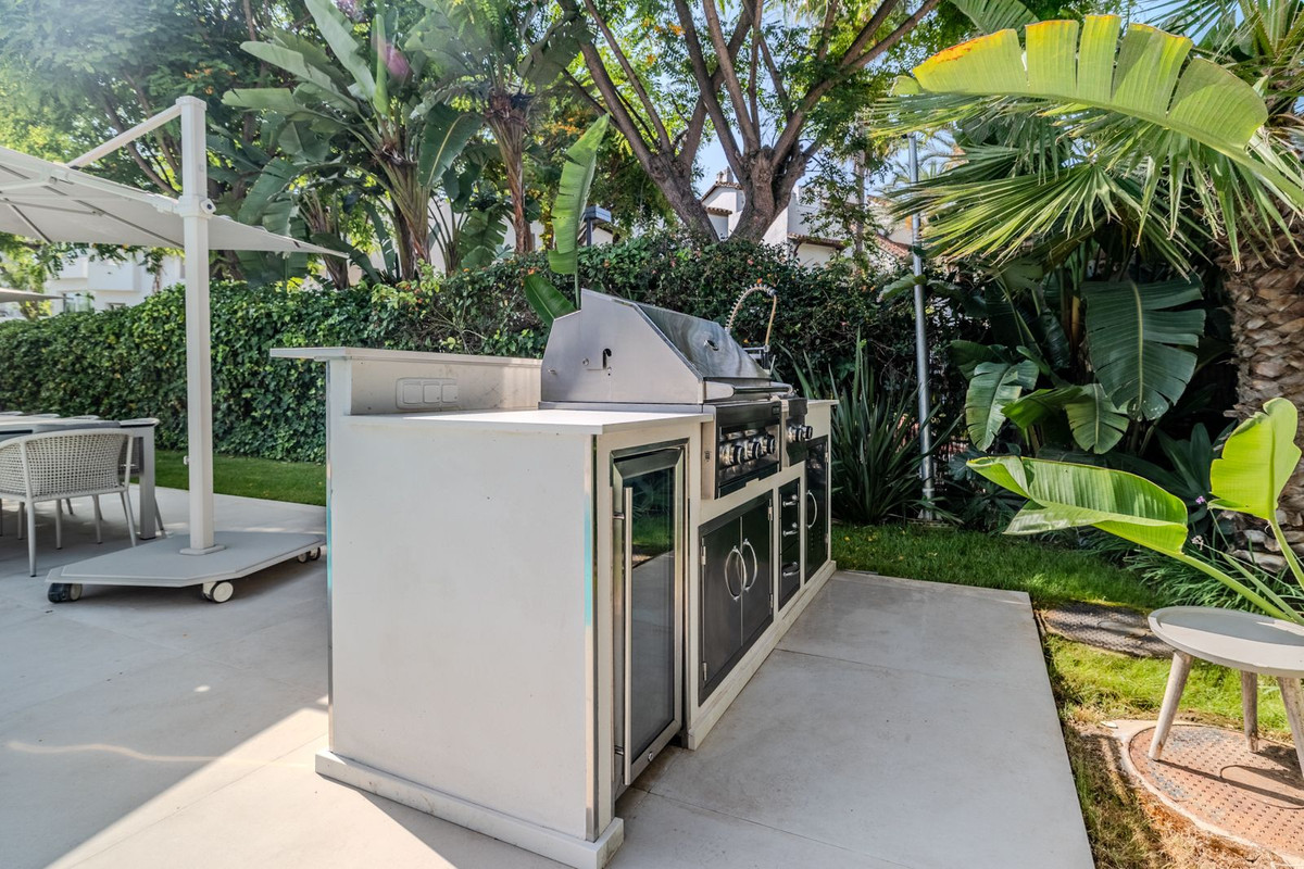 Huis te koop in Puerto Banús | 4 slaapkamers H5073235