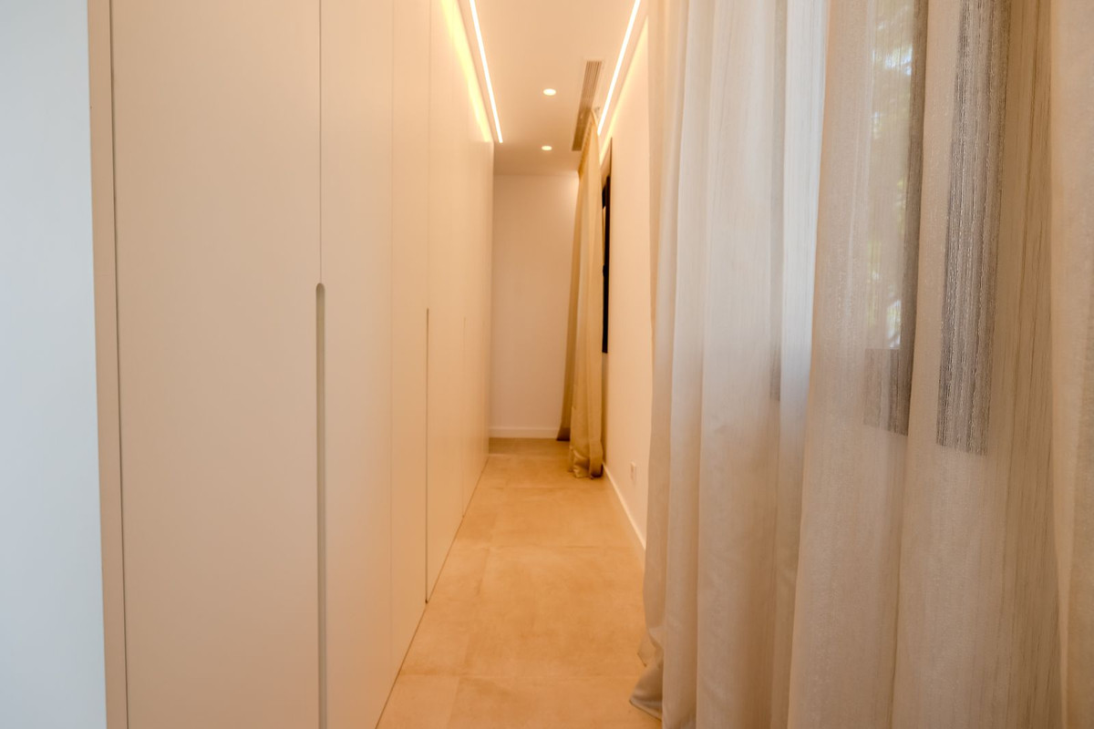 Huis te koop in Puerto Banús | 4 slaapkamers H5073235