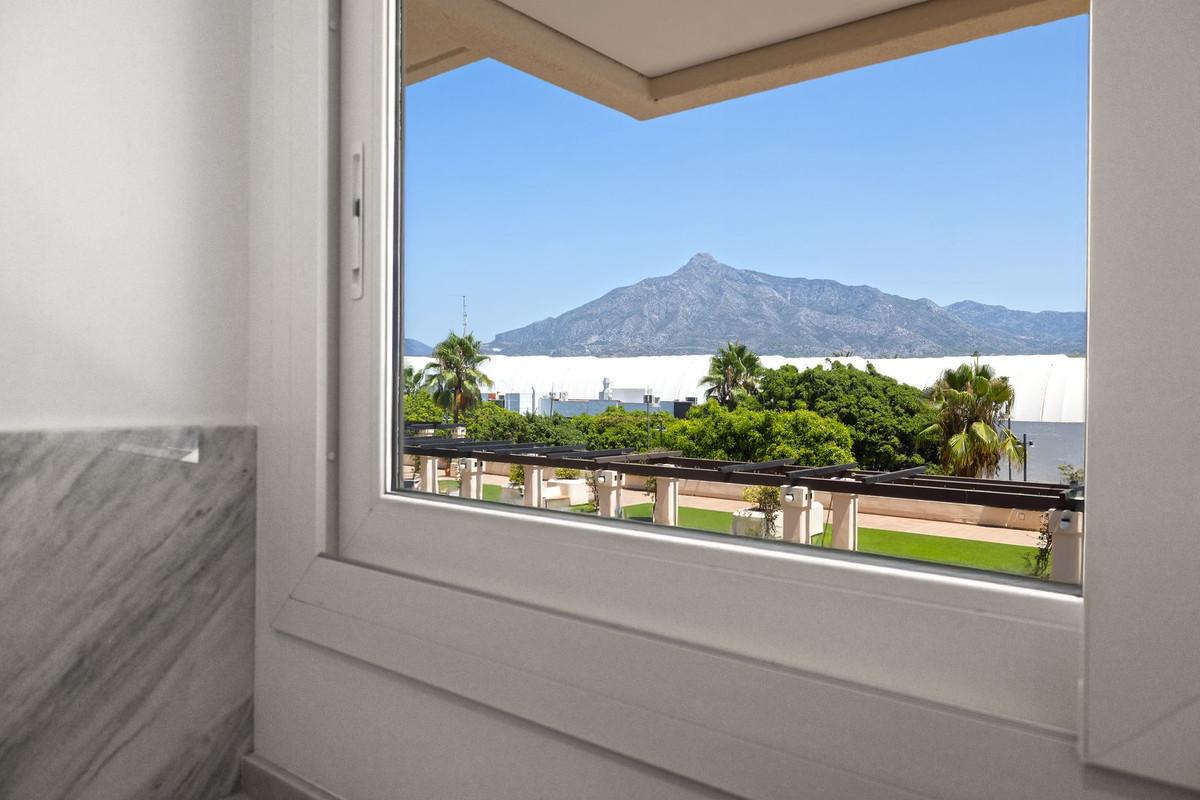 Appartement te koop in Puerto Banús | 3 slaapkamers H5137771