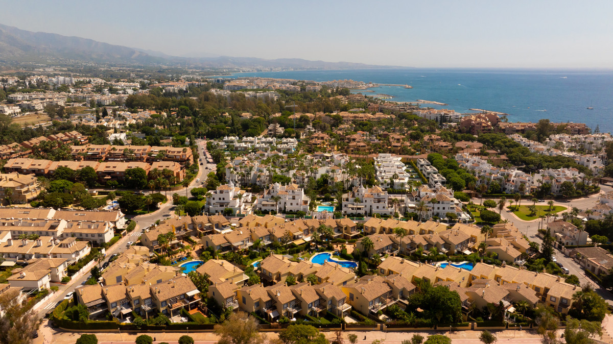 Huis te koop in Puerto Banús | 4 slaapkamers H5148439