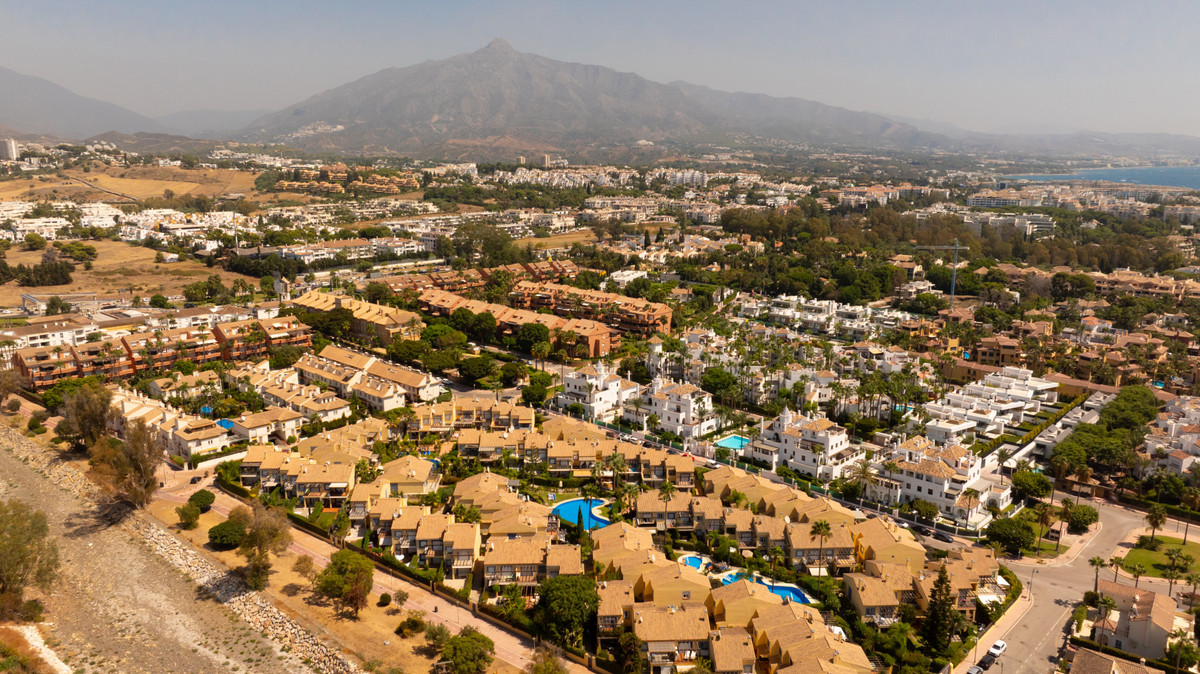 Huis te koop in Puerto Banús | 4 slaapkamers H5148439