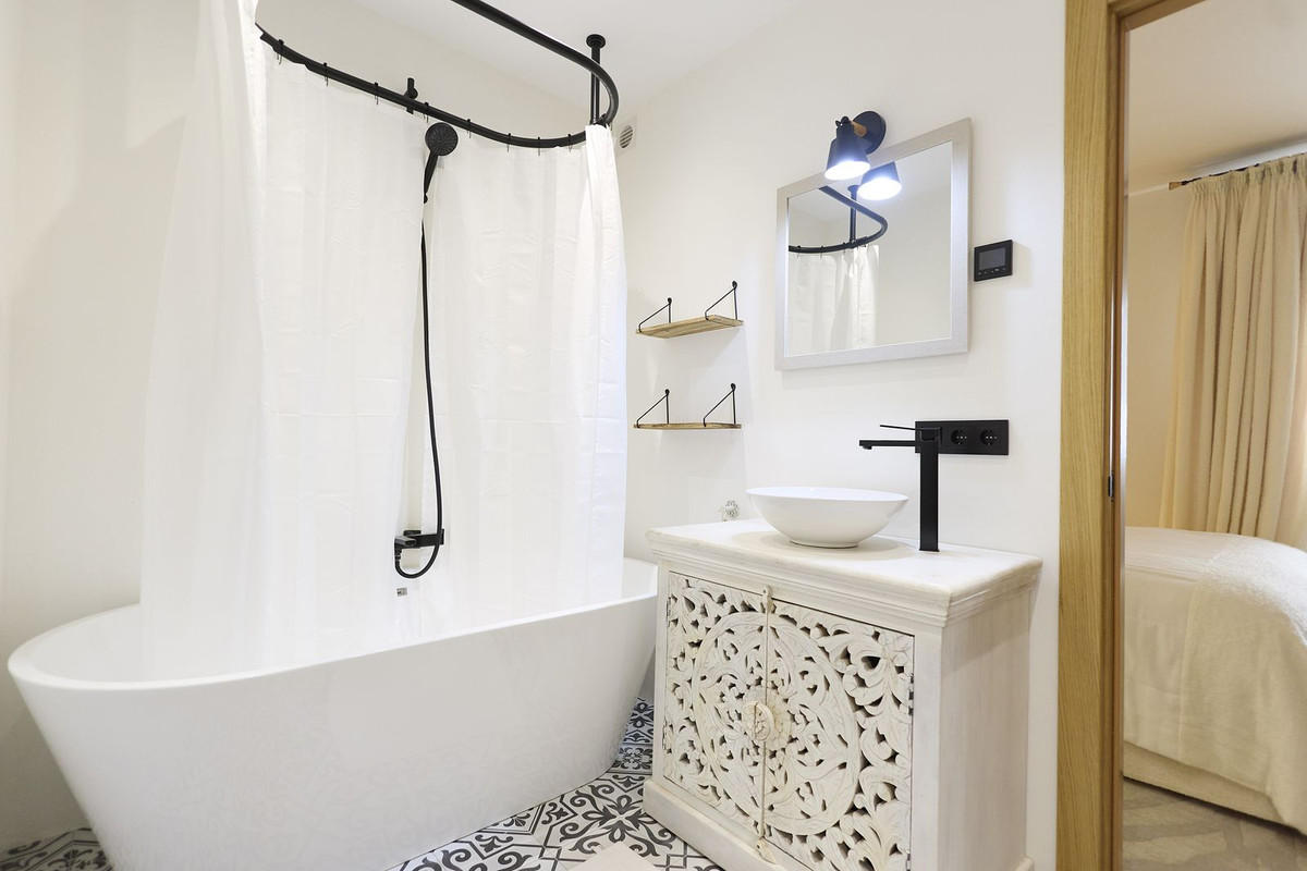 Appartement te koop in Puerto Banús | 2 slaapkamers H5287678