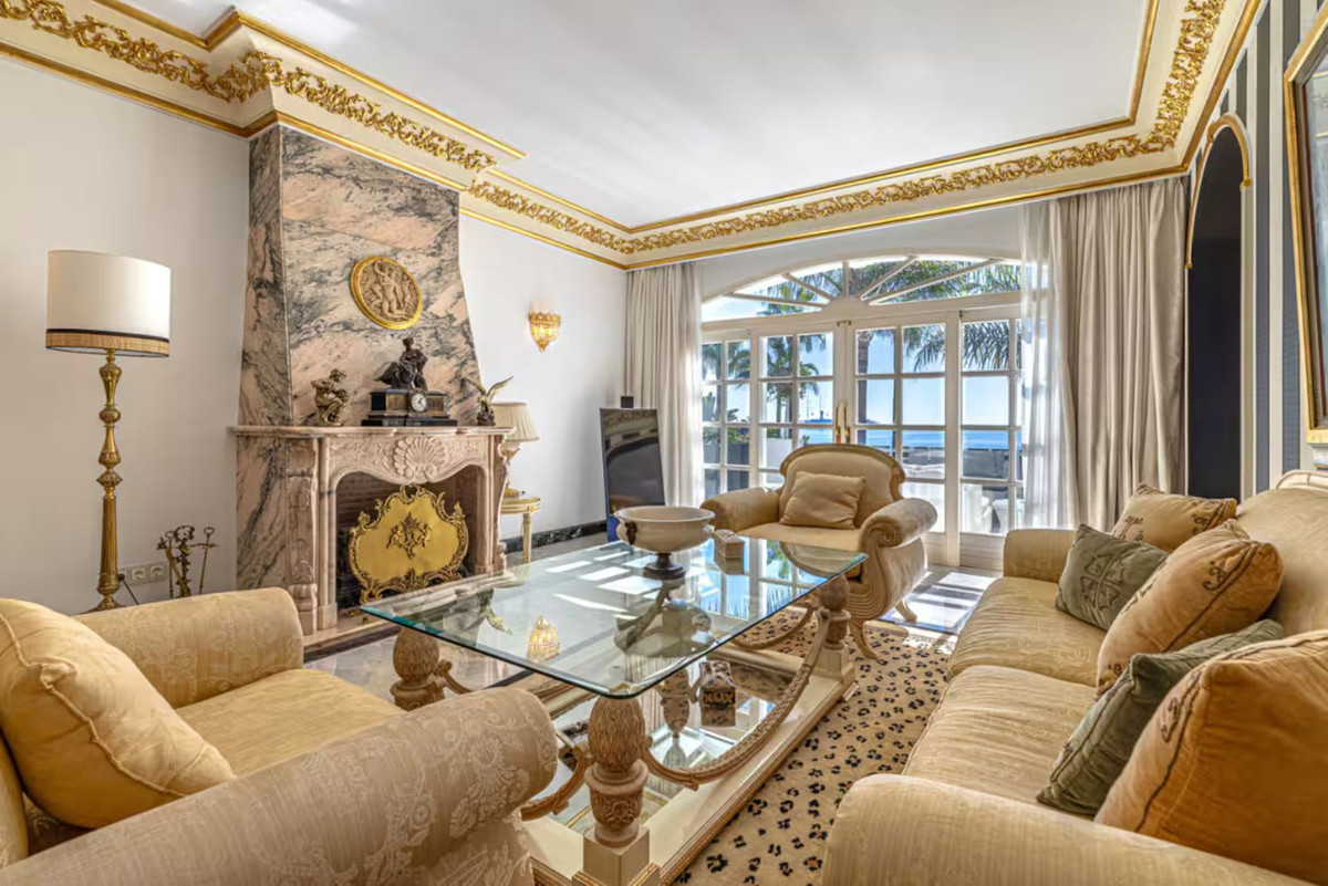 Huis te koop in Puerto Banús | 10 slaapkamers H5309944