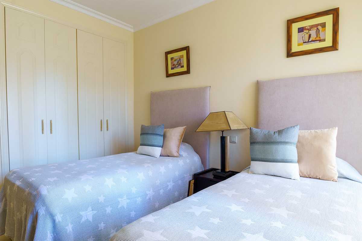 Appartement te koop in Puerto Banús | 2 slaapkamers H5329996