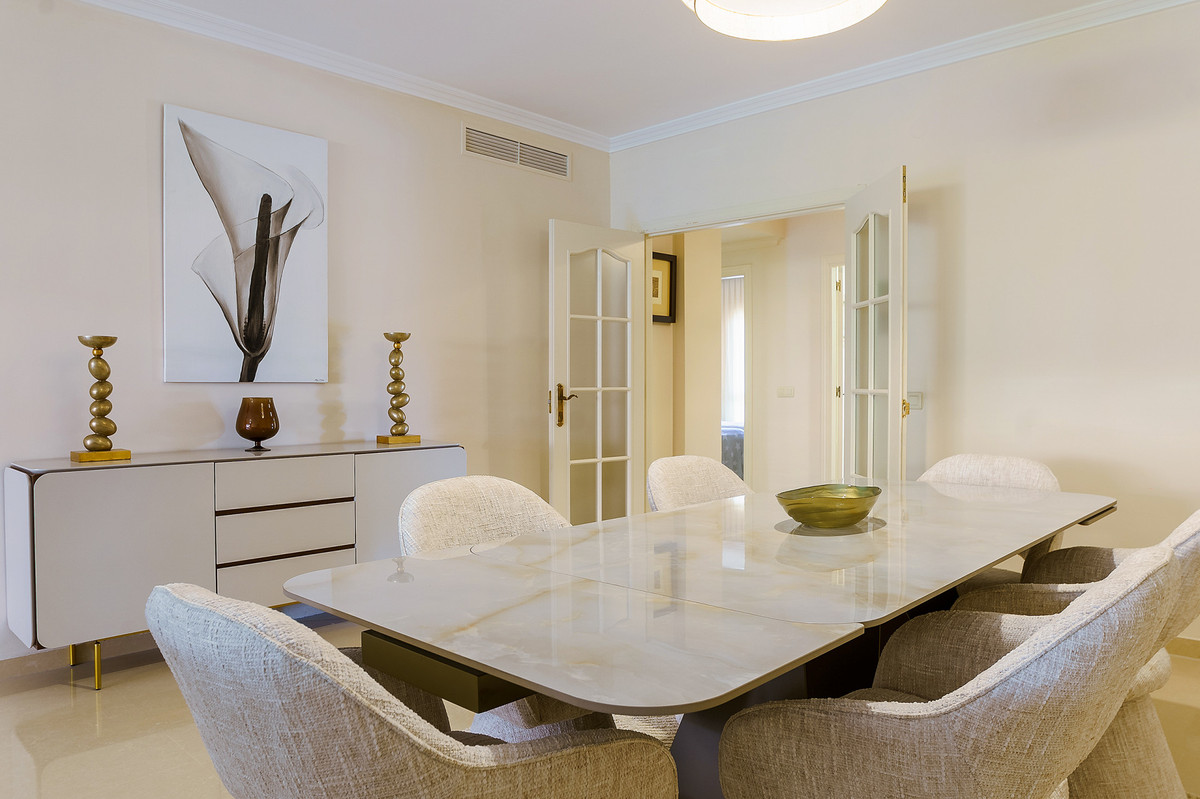 Appartement te koop in Puerto Banús | 2 slaapkamers H5329996