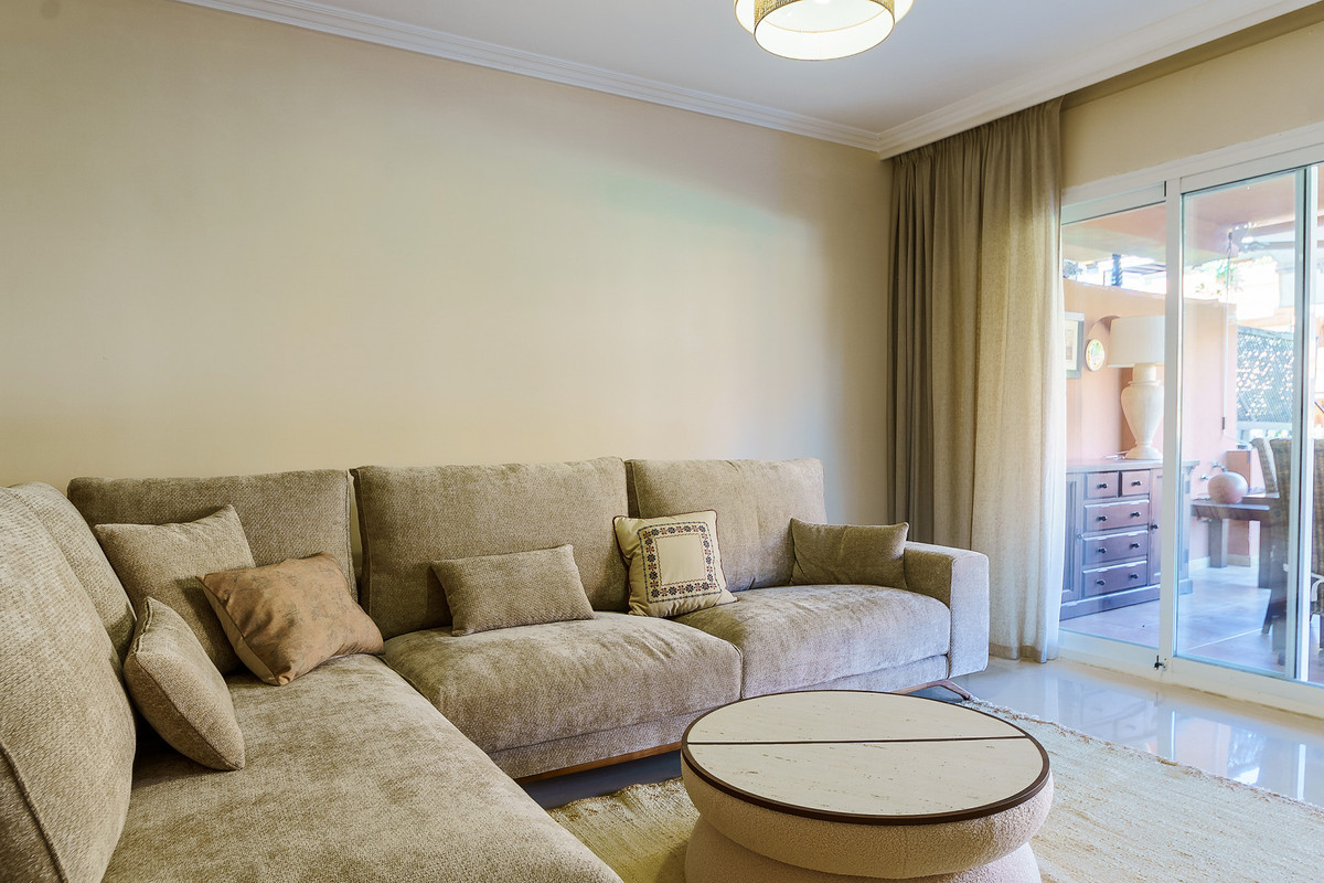 Appartement te koop in Puerto Banús | 2 slaapkamers H5329996