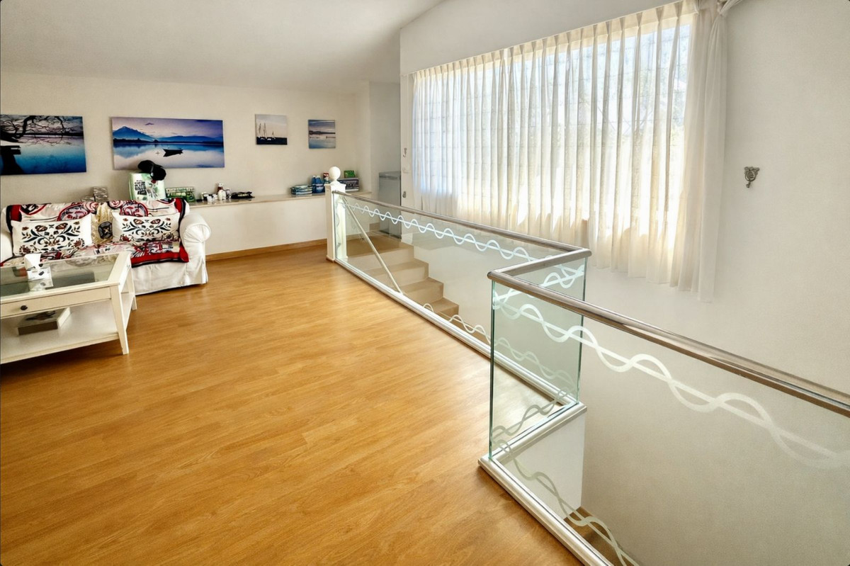 Huis te koop in Puerto Banús | 7 slaapkamers H5347981