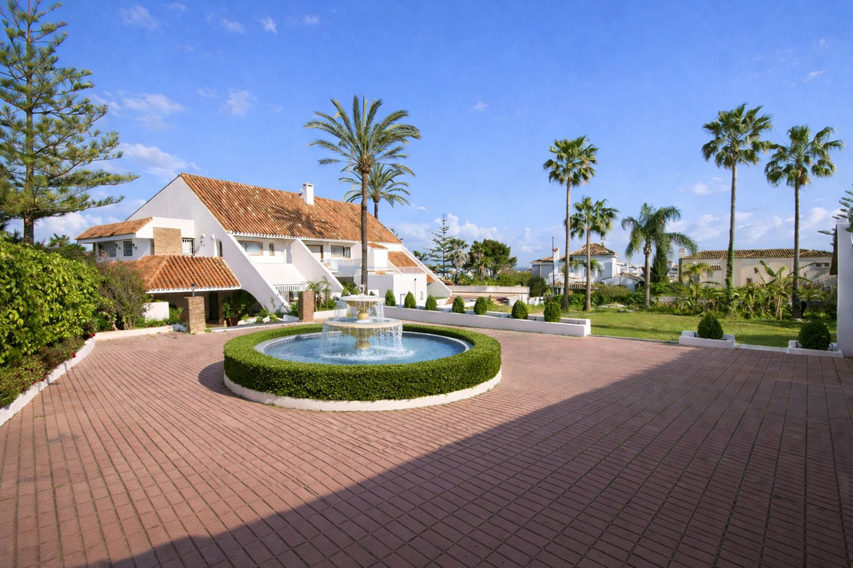 Huis te koop in Puerto Banús | 7 slaapkamers H5347981