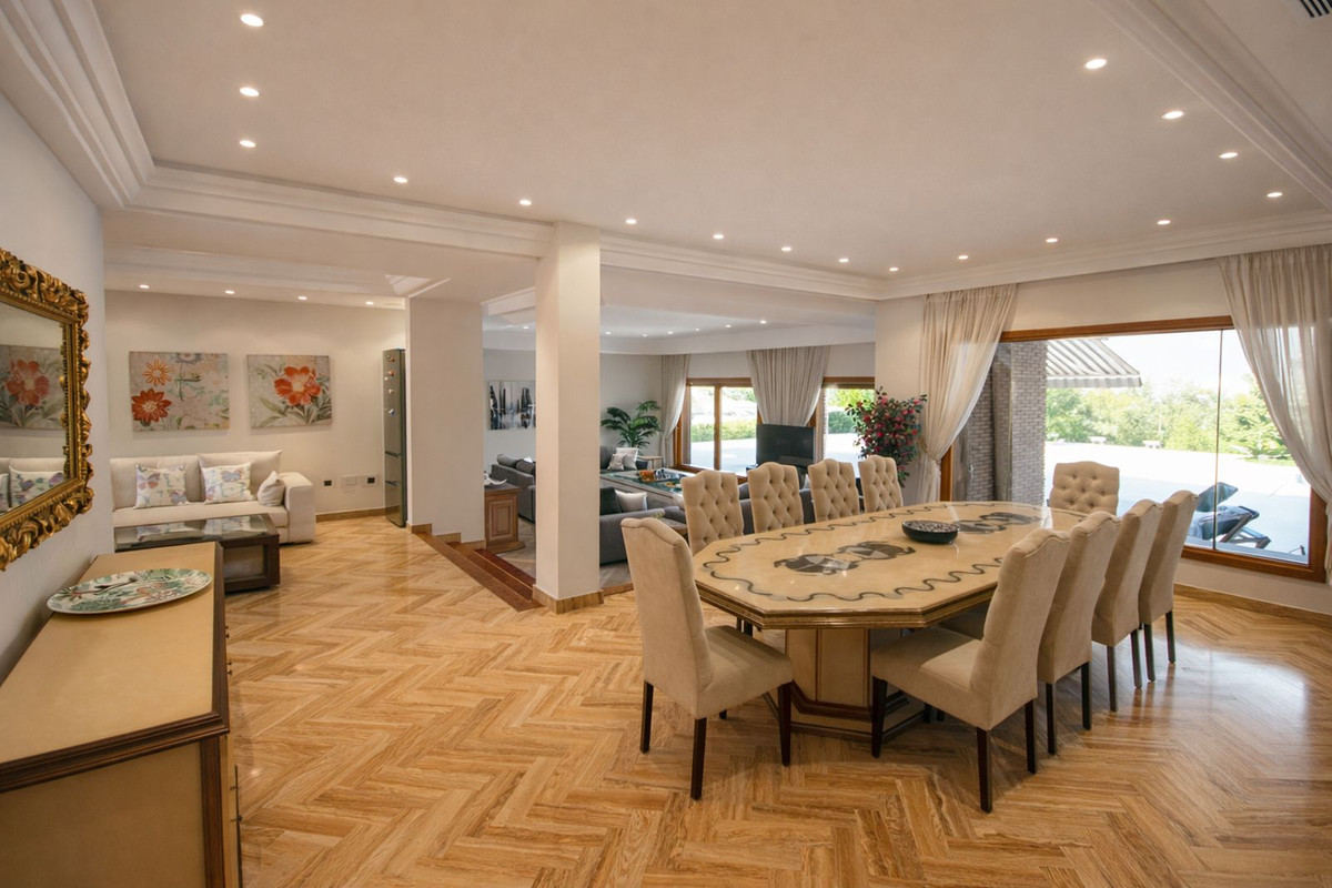 Huis te koop in Puerto Banús | 7 slaapkamers H5347981