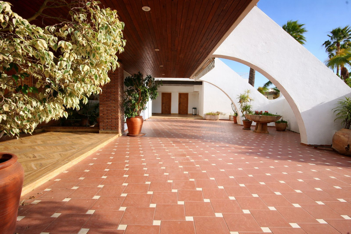 Huis te koop in Puerto Banús | 7 slaapkamers H5347981