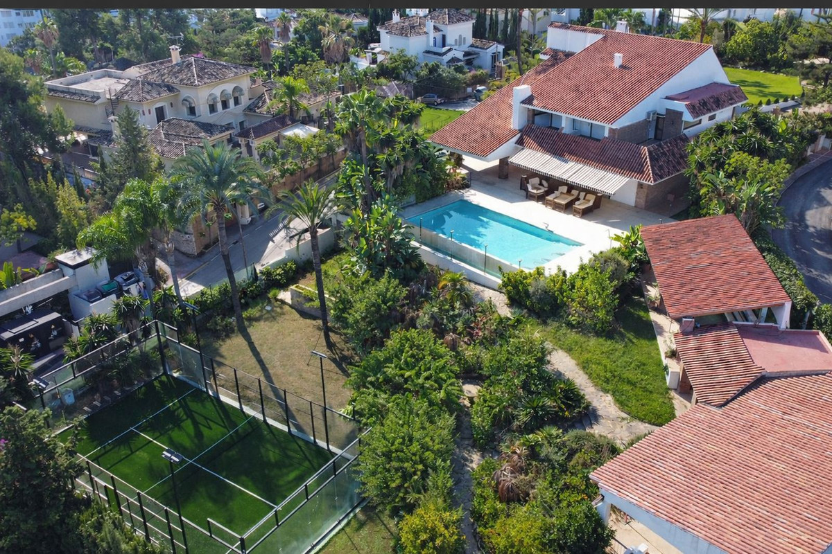 Huis te koop in Puerto Banús | 7 slaapkamers H5347981