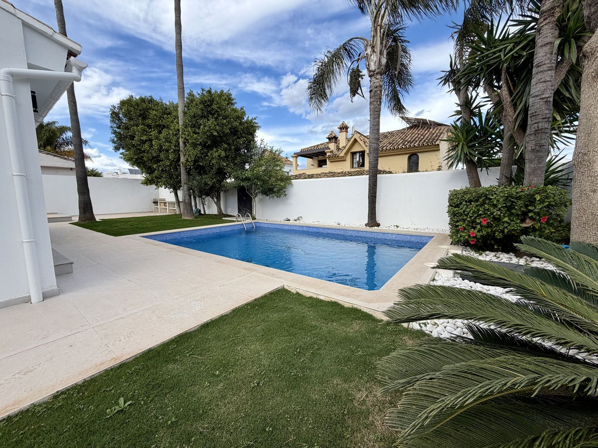 Huis te koop in Puerto Banús | 5 slaapkamers H5365042