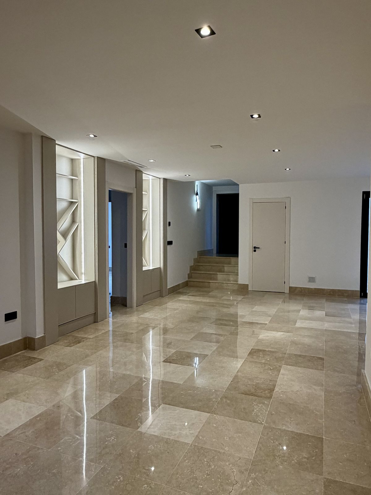 Huis te koop in Puerto Banús | 5 slaapkamers H5365042