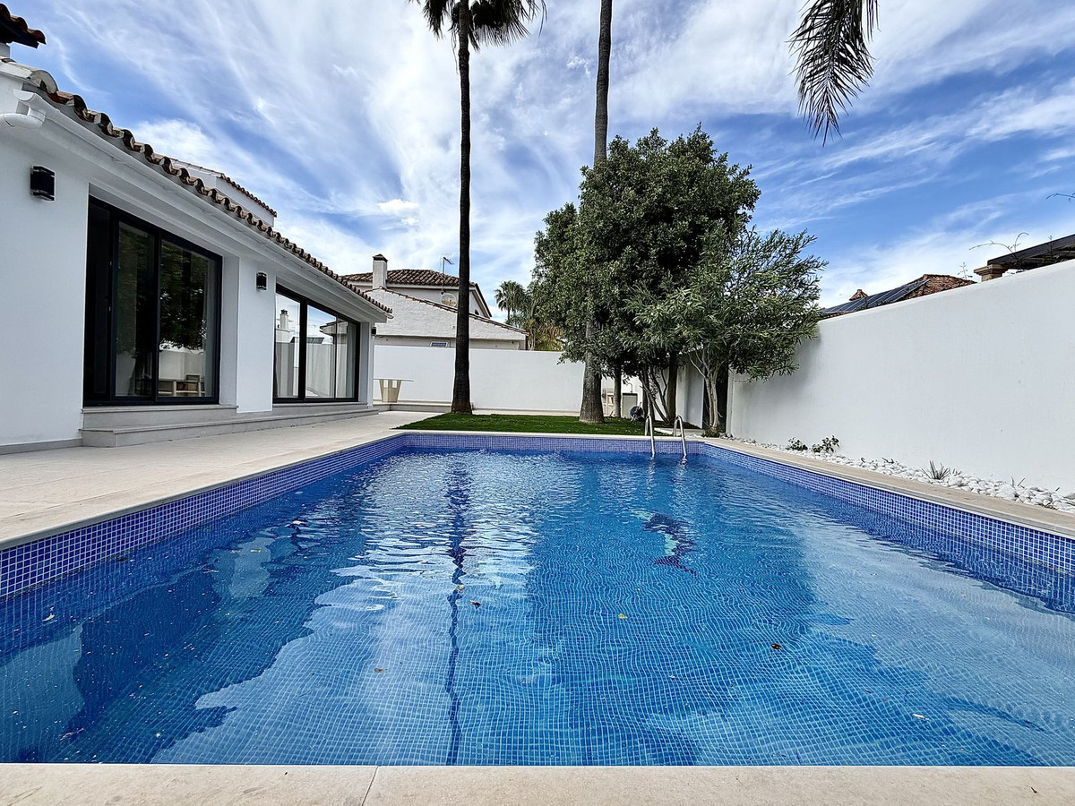 Huis te koop in Puerto Banús | 5 slaapkamers H5365042