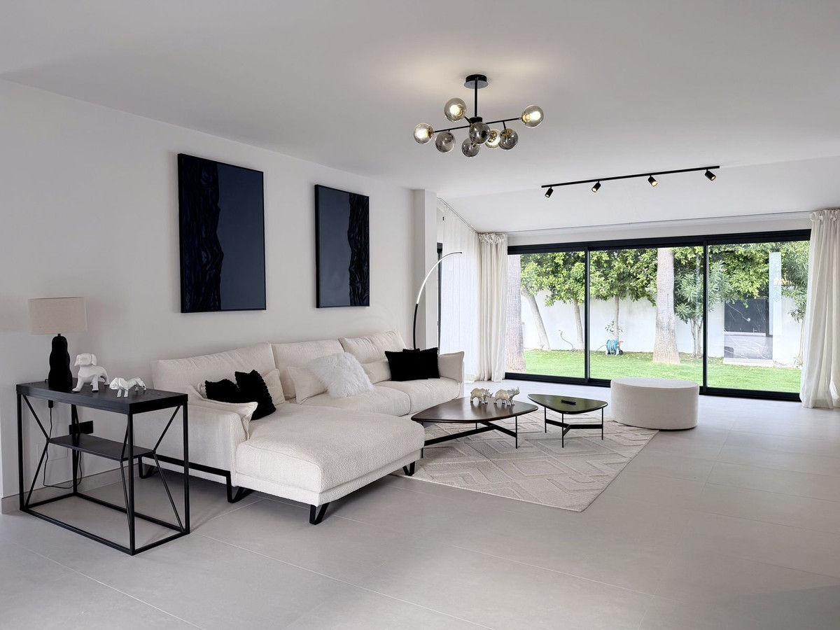 Huis te koop in Puerto Banús | 5 slaapkamers H5365042