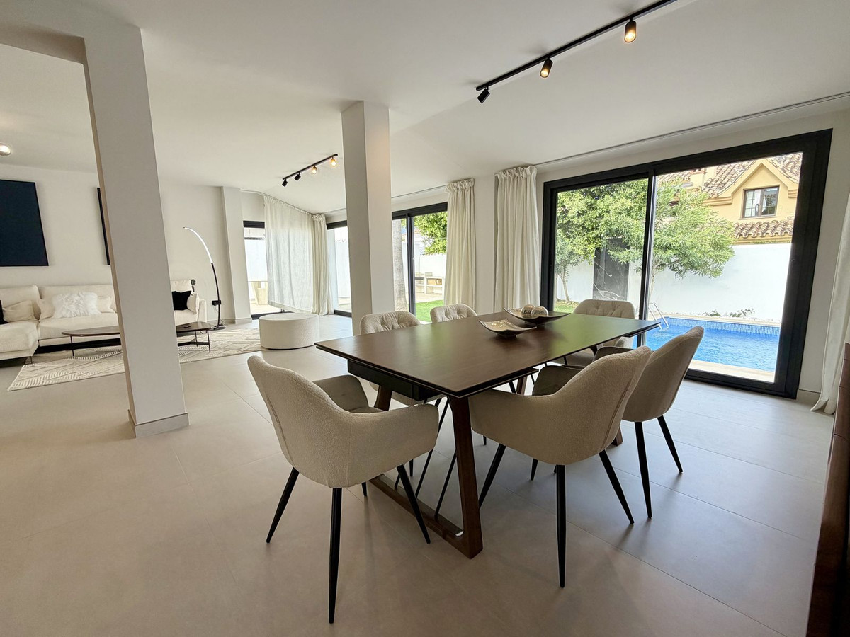 Huis te koop in Puerto Banús | 5 slaapkamers H5365042