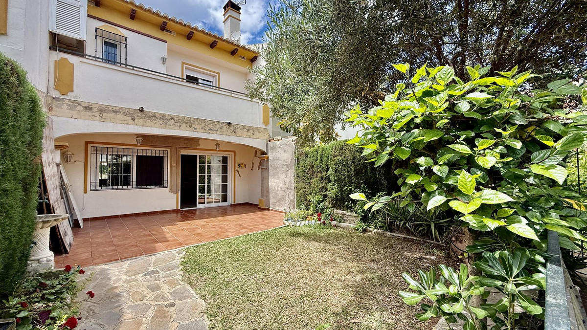 Huis te koop in Puerto Banús | 4 slaapkamers H5380192
