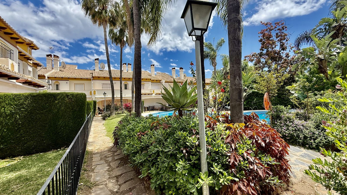 Huis te koop in Puerto Banús | 4 slaapkamers H5380192