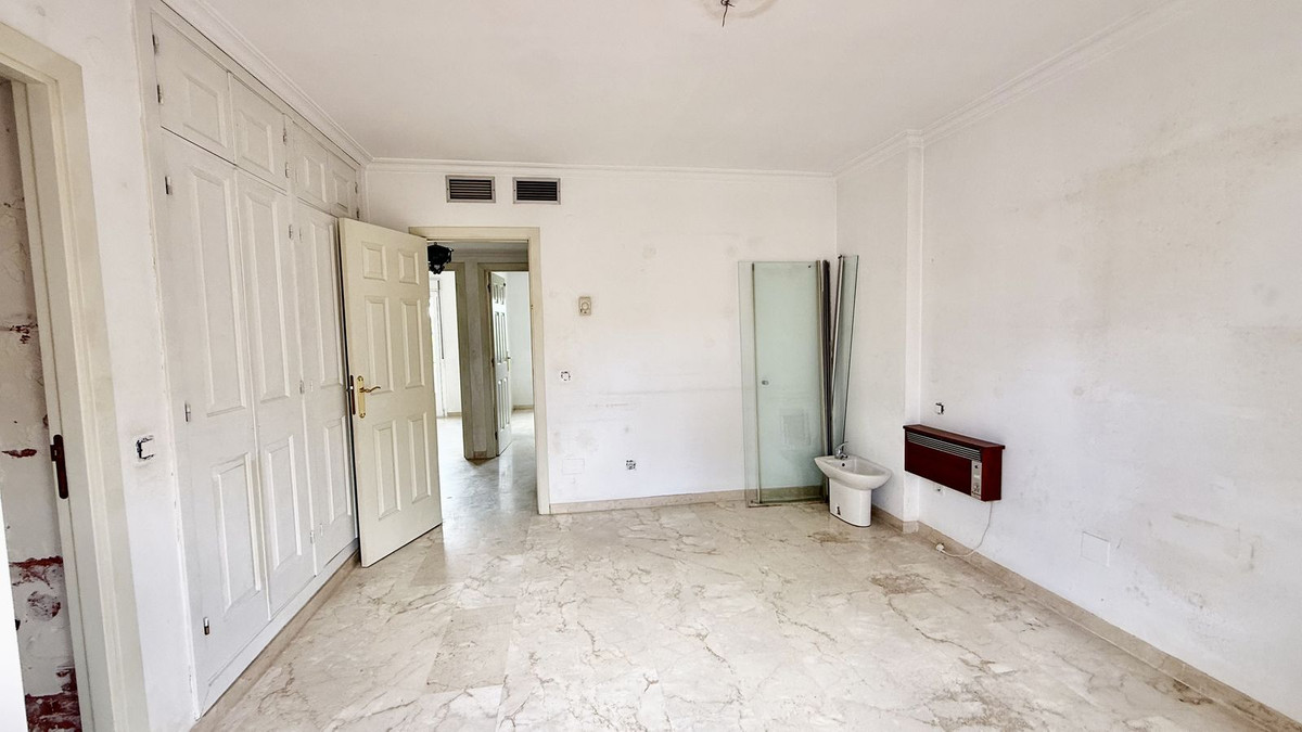 Huis te koop in Puerto Banús | 4 slaapkamers H5380192