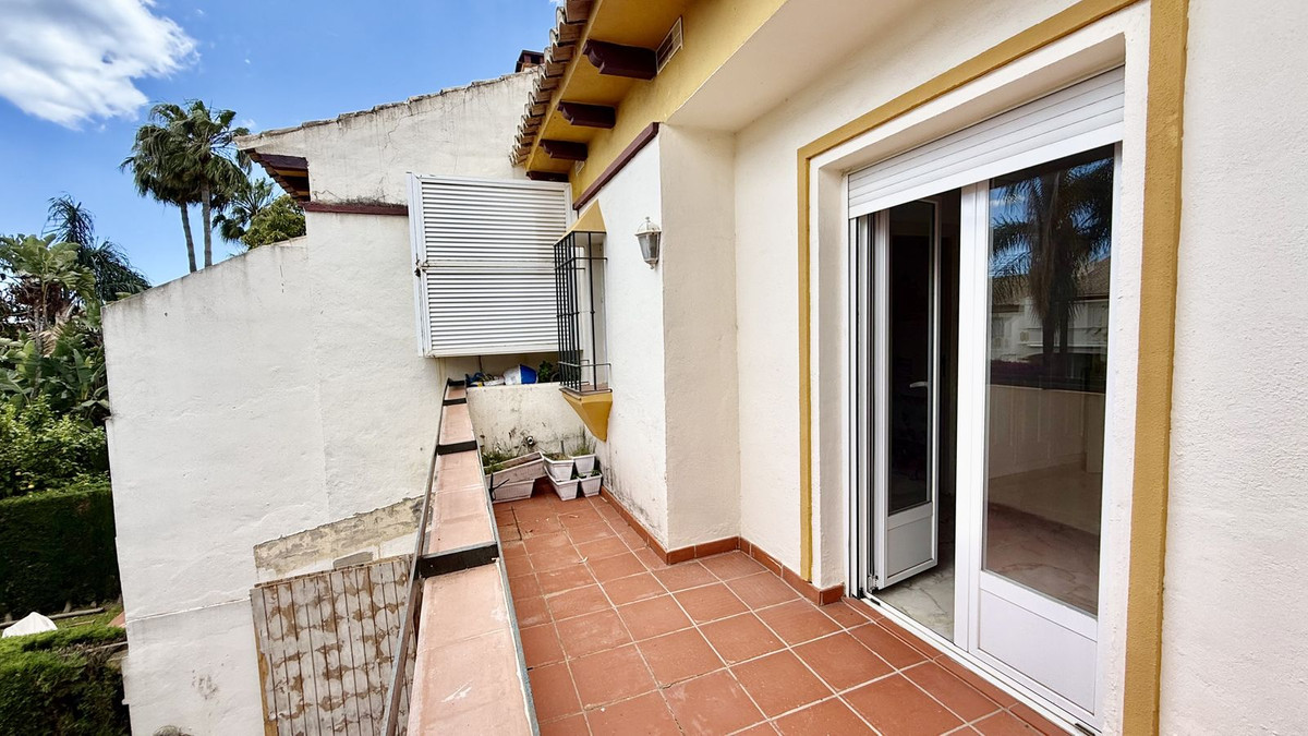 Huis te koop in Puerto Banús | 4 slaapkamers H5380192