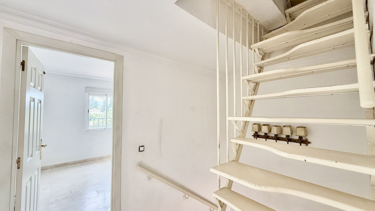 Huis te koop in Puerto Banús | 4 slaapkamers H5380192