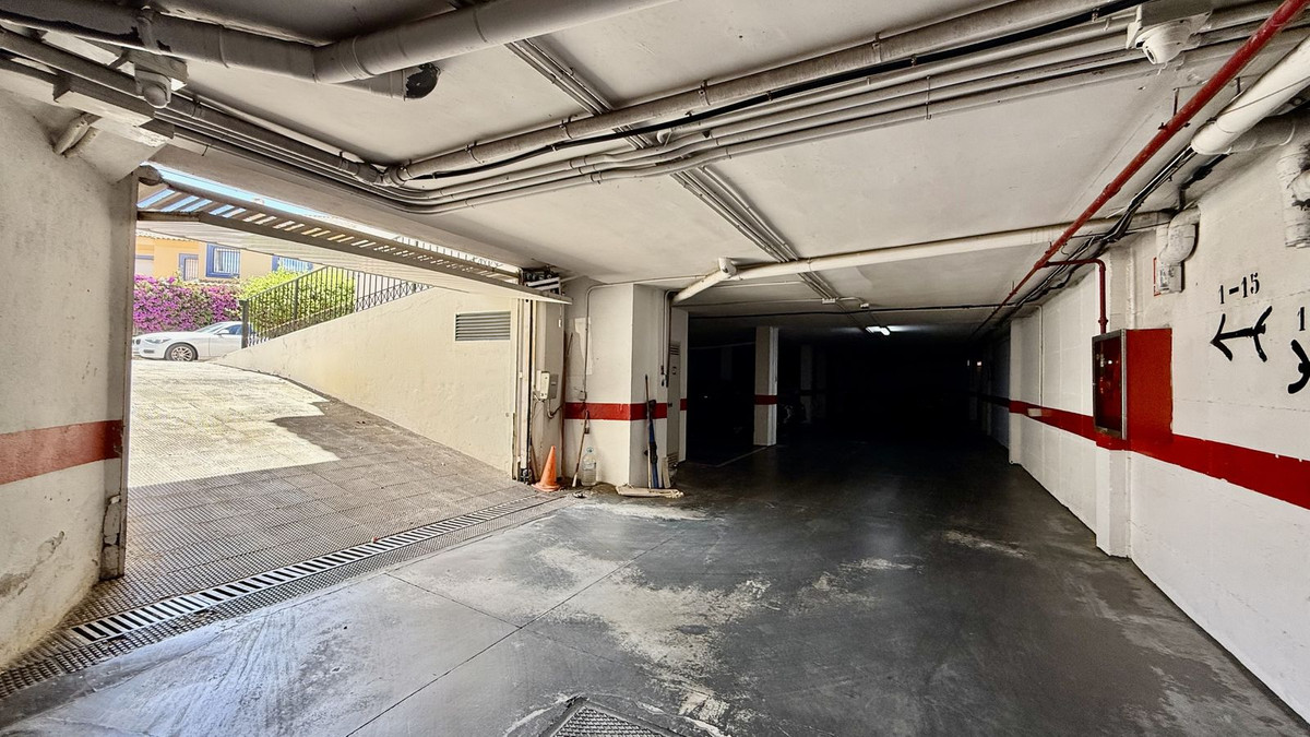 Huis te koop in Puerto Banús | 4 slaapkamers H5380192