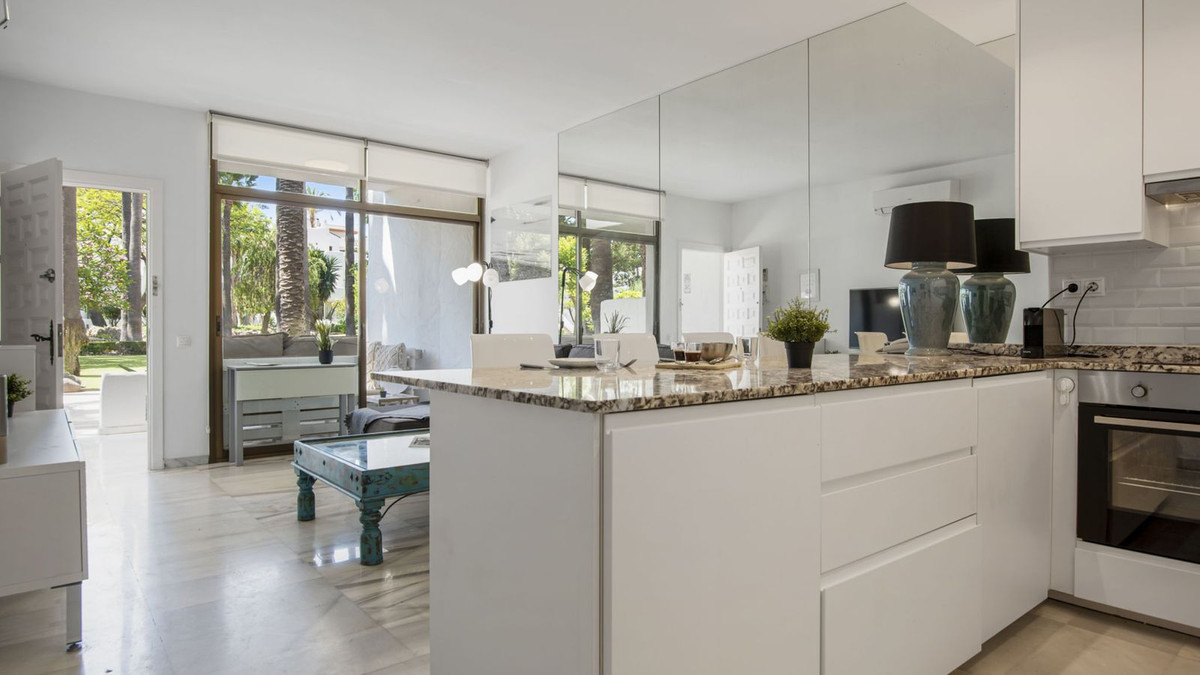 Huis te koop in Puerto Banús | 2 slaapkamers H5401009