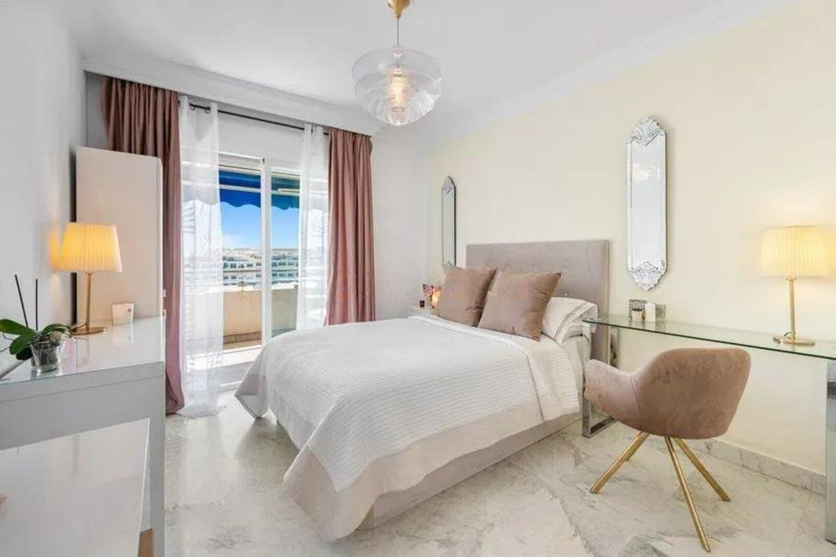 Huis te koop in Puerto Banús | 2 slaapkamers H5420974