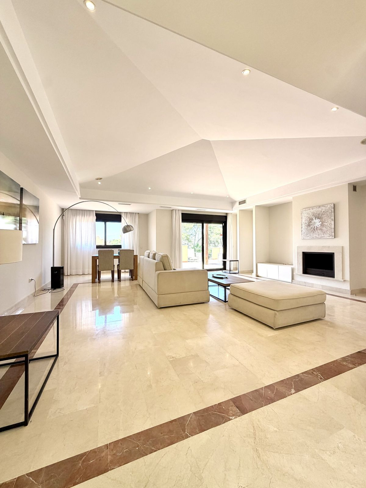 Huis te koop in Puerto Banús | 2 slaapkamers H5461540